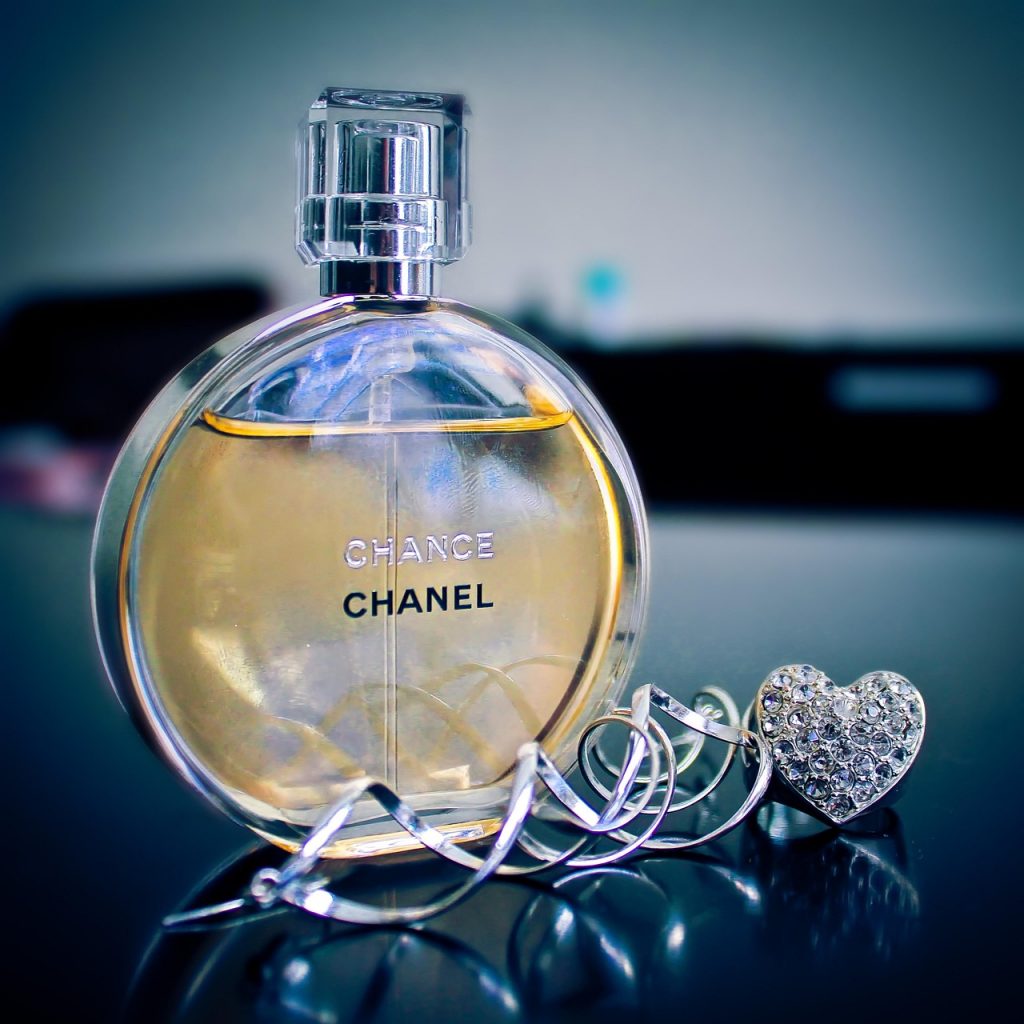 glass, orb, glitter, gold, crystal, perfume, jewellery, heart, light, gold color, chanel, fashion, blue, yellow, chanel, chanel, chanel, chanel, chanel